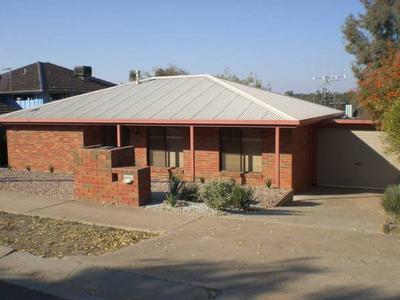 CONVENIENT LOW MAINTENANCE LIVING Picture CONVENIENT LOW MAINTENANCE LIVING Picture