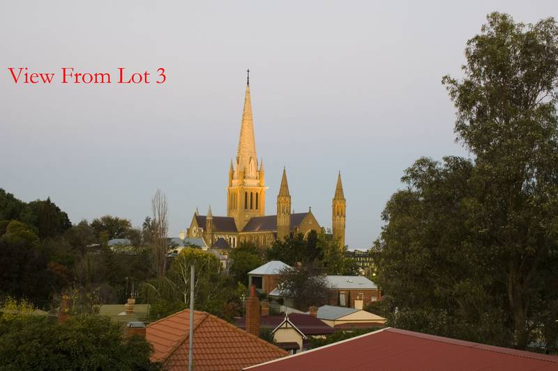CITY FRINGE (LAND ONLY) - STUNNING CATHEDRAL & CITY VIEWS Picture 1