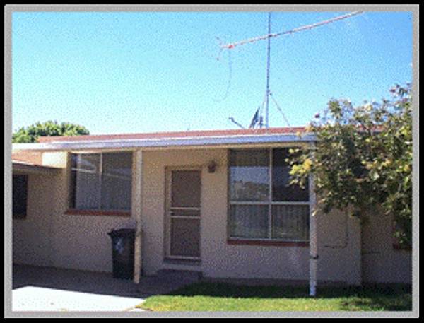 Furnished Unit Close to Town Picture 1