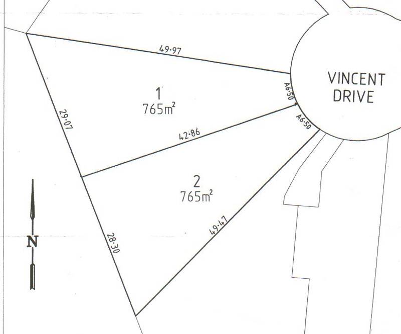 2 LOTS STRATHDALE Picture 1