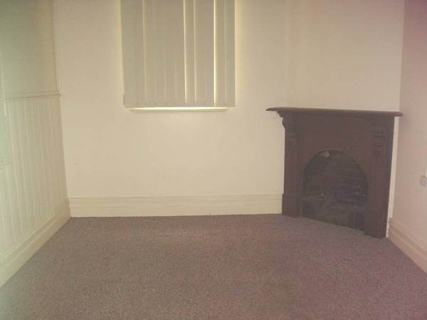 Convenient Location Picture 2
