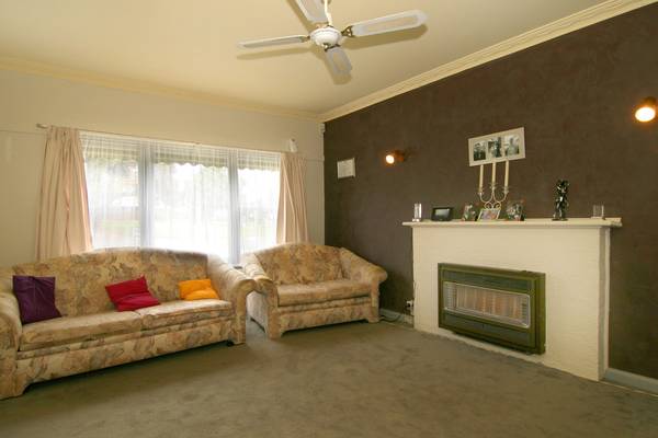 PRESENTATION TO THE HIGHEST STANDARD Picture 2