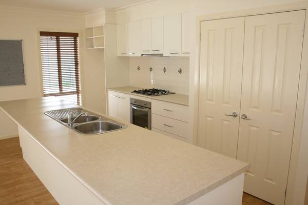 FAMILY, 5 BEDROOMS, FANTASTIC Picture