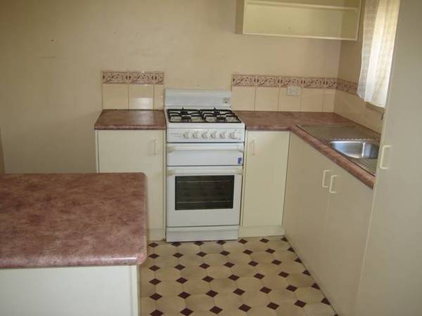 Fantastically Located One Bedroom Unit. Picture Fantastically Located One Bedroom Unit. Picture