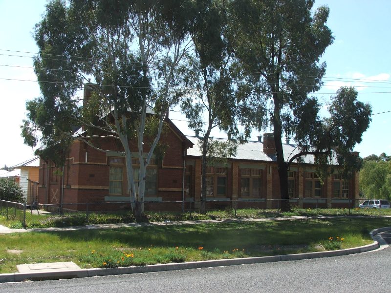 UNIQUE COMMERCIAL COMPLEX Picture 1