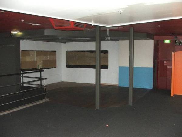 PROMINENT CENTRAL LOCATION Picture 3