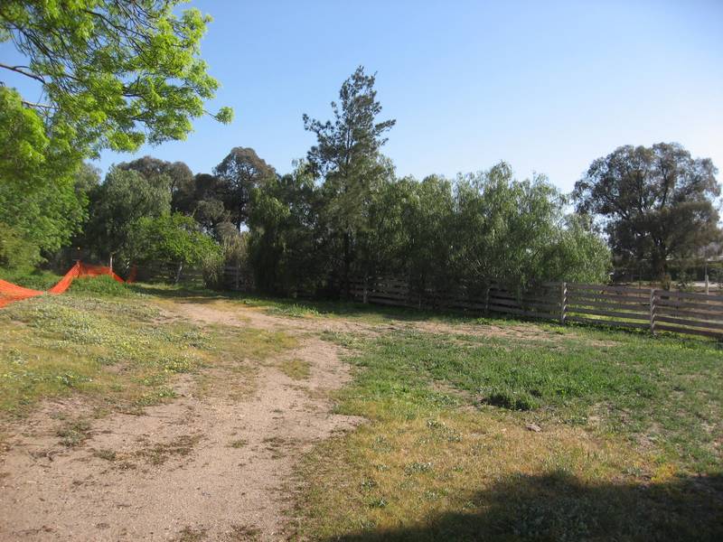 DELIGHTFUL BLOCK Picture 1