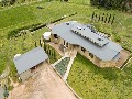 EXECUTIVE LIVING IN PRESTIGIOUS RURAL LOCATION Picture