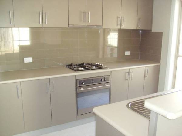 SIMPLY STUNNING Picture