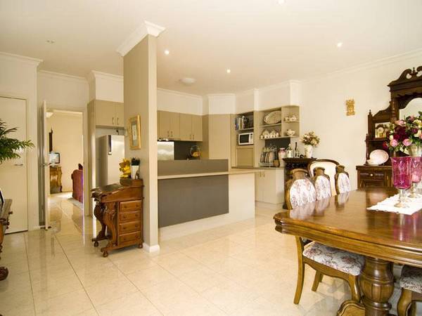 ULTIMATE LOW MAINTENANCE LIFESTYLE Picture