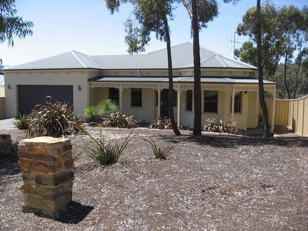 PRESTIGE AND QUALITY Picture 1