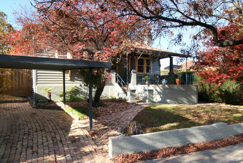 SENSATIONAL INNER CITY PROPERTY Picture