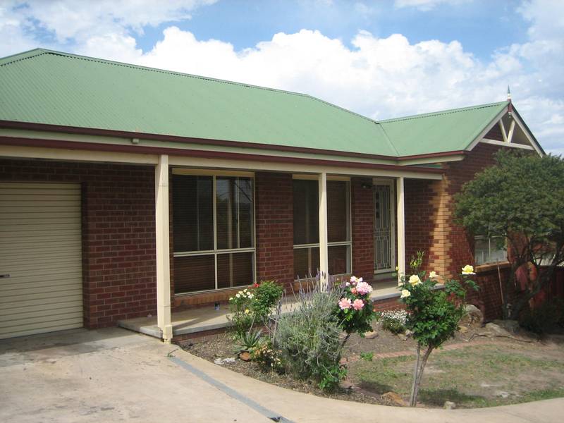 DELIGHTFUL UNIT Picture 1