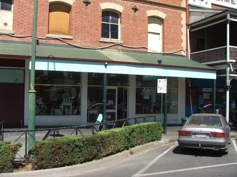 AFFORDABLE INVESTMENT PROPERTY Picture 2