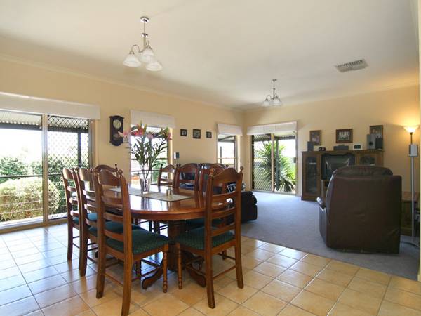 SIMPLY THE BEST! Picture 2