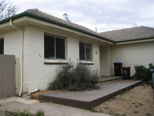 Popular Flora Hill Picture 1