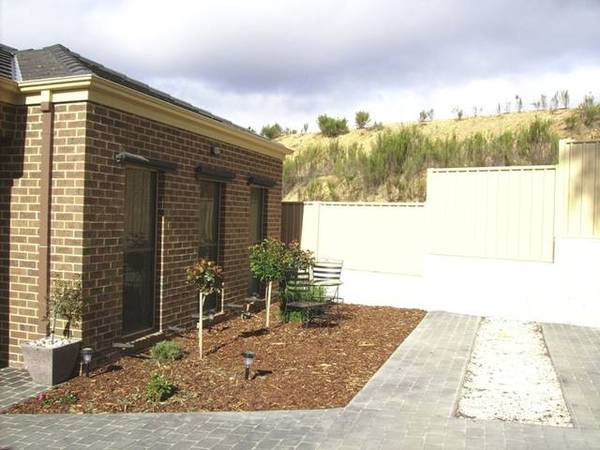 Executive Townhouse Privately Located Picture Executive Townhouse Privately Located Picture