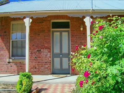 Fantastic Location - Fully Furnished Picture Fantastic Location - Fully Furnished Picture