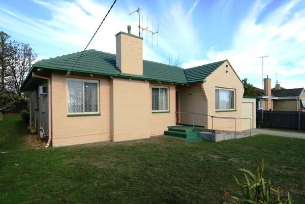 Beautifully Renovated Picture Beautifully Renovated Picture