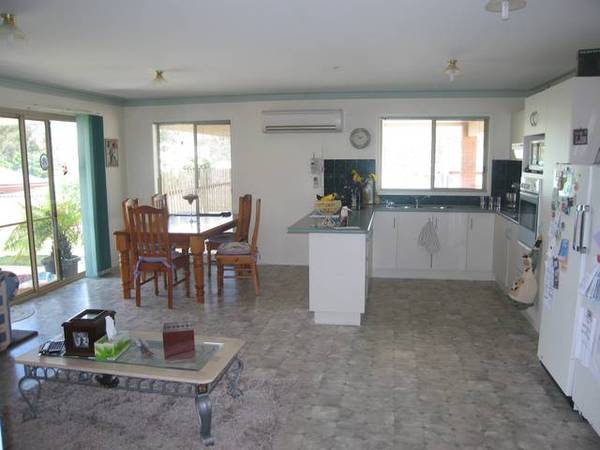 Perfectly Appointed For Easy Living Picture