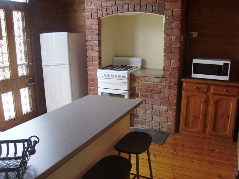 Furnished - Short Walk to City Picture