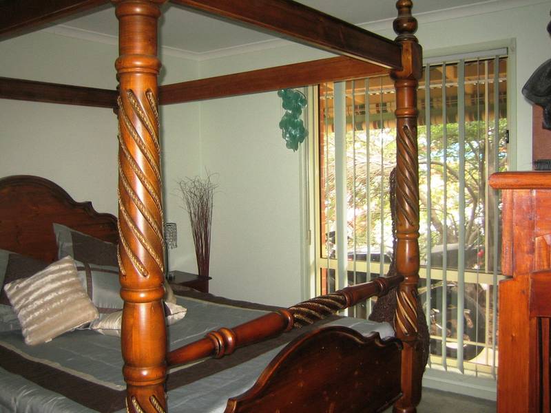 SO NEAT AND COMPACT Picture