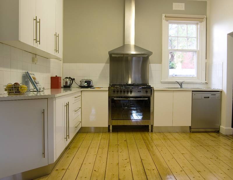 CENTRAL CONVENIENCE Picture