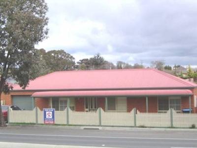 Sought after Flora Hill Picture Sought after Flora Hill Picture