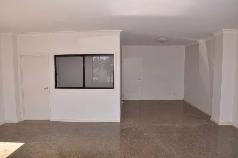 MASSIVE CLEAR SPAN FACTORY Picture 3