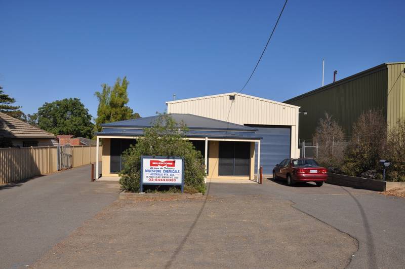 MID PRICE INVESTMENT OPPORTUNITY Picture 2