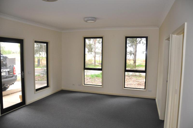 HIGH PROFILE Picture 2