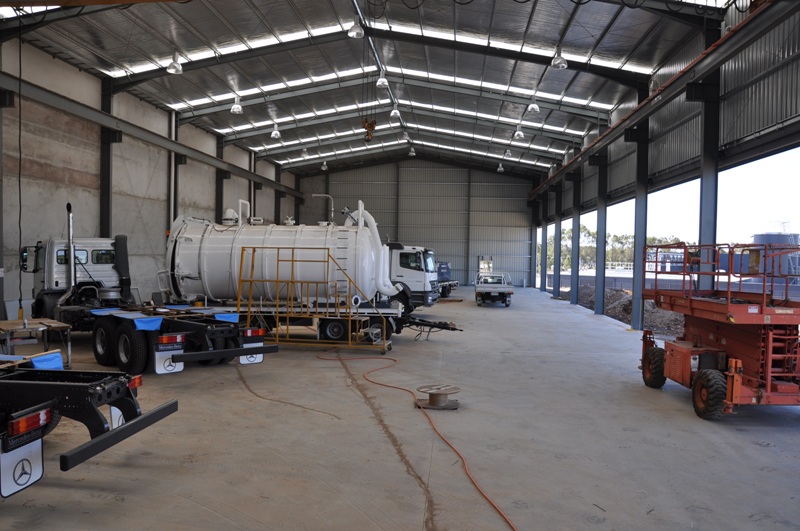 HUGE NEW FACTORY Picture 2