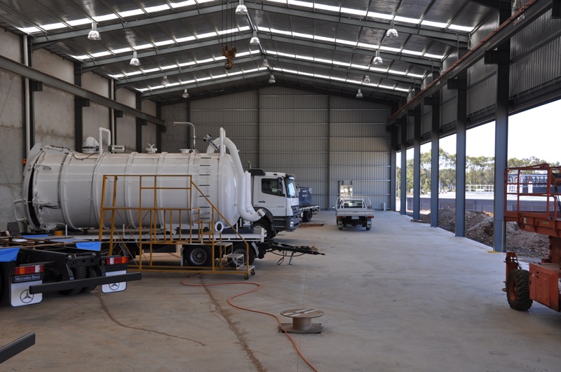 HUGE NEW FACTORY Picture 2