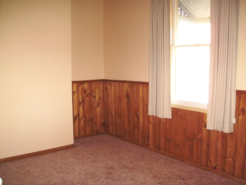 Neatly Presented Perfect Location Picture