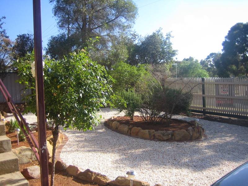 GLEN IRIS - LOVE AT FIRST SIGHT Picture 2