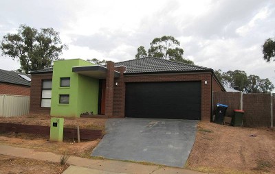 IDEAL FOR FIRST HOME BUYERS! Picture