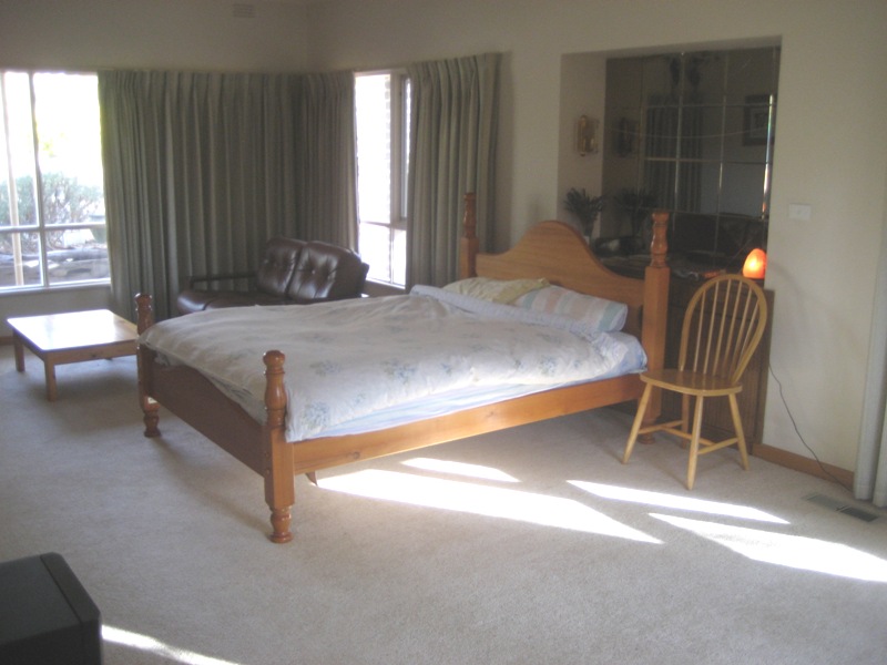 Very Comfortable Executive Home! Picture