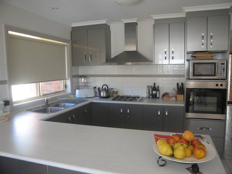 A STANDOUT FROM THE CROWD! Picture