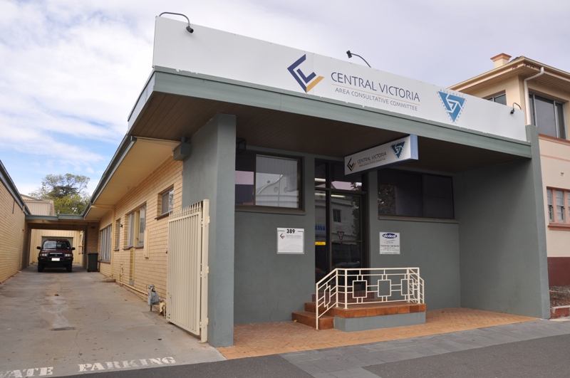 GREAT CENTRAL LOCATION Picture 1