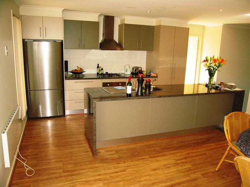 INVESTMENT IN STRATHDALE Picture 2