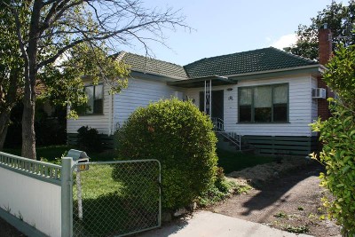 FIRST HOME BUYERS OR INVESTORS Picture