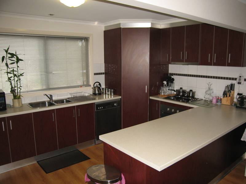 DOUBLE STOREY COTTAGE Picture 3