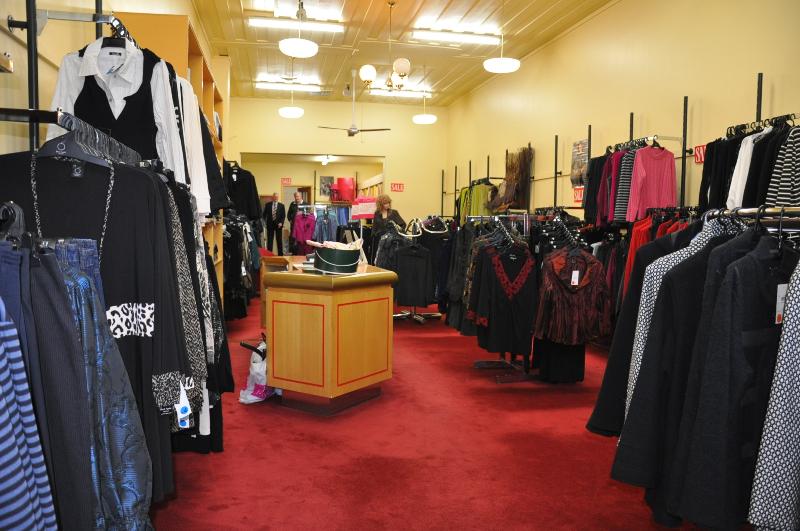 SUIT OWNER/OCCUPIERS OR INVESTORS Picture 3