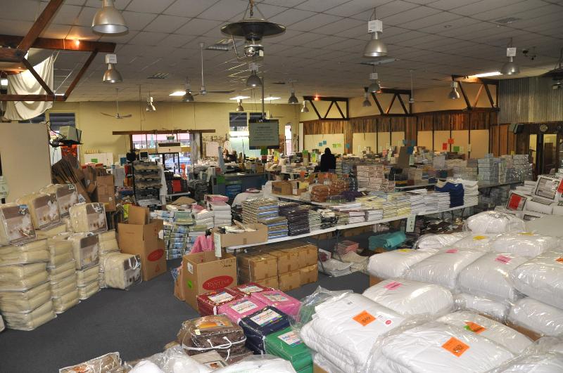 LARGE RETAIL SITE Picture 3