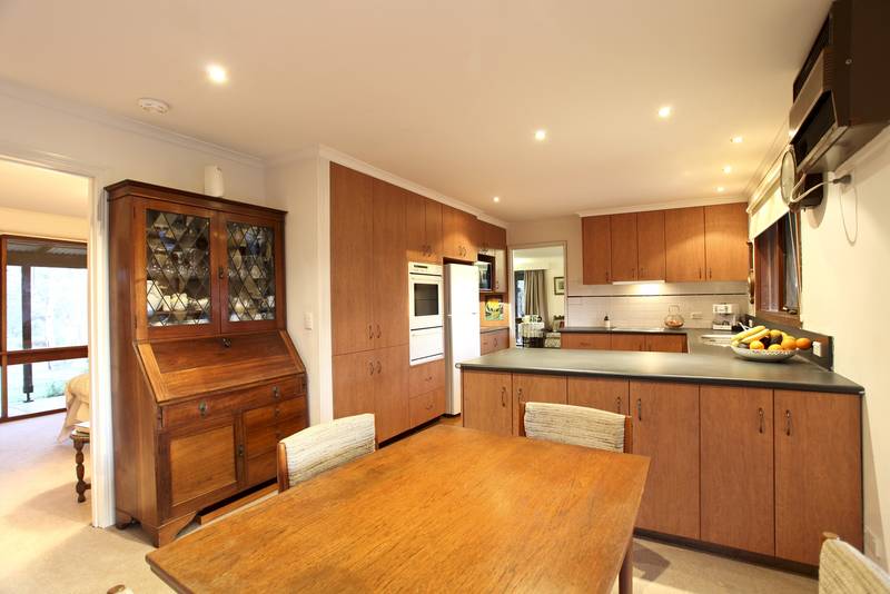 SOMETHING VERY SPECIAL ON 22.9 BREATHTAKING ACRES Picture 3