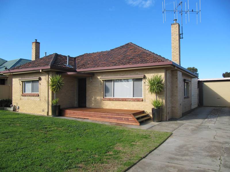 NEAT AS A PIN Picture 2