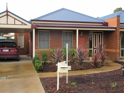 CONTEMPORARY TOWNHOUSE Picture