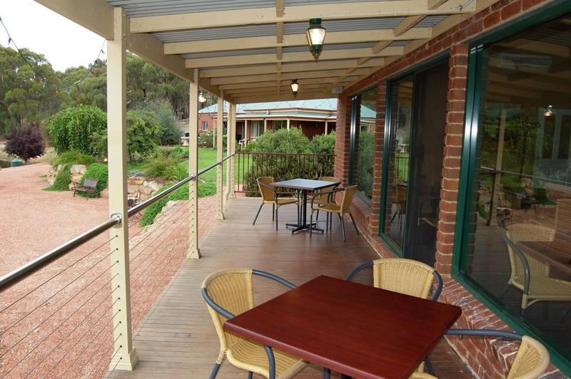 LYNNEVALE ESTATE Picture 2