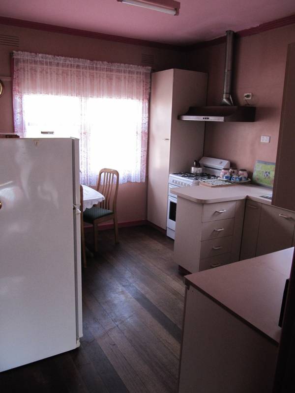 CLOSE TO CBD Picture 2