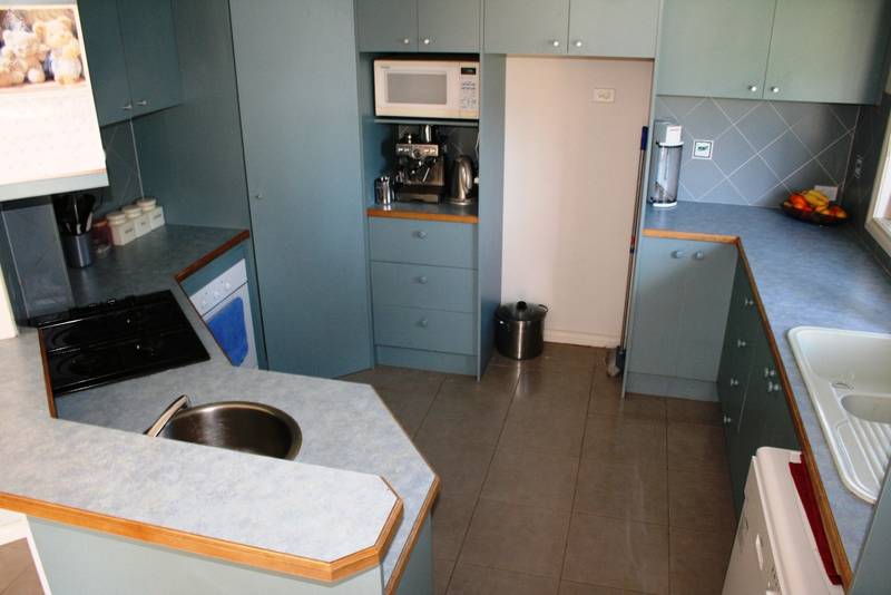 ONE FOR THE FAMILY Picture 2